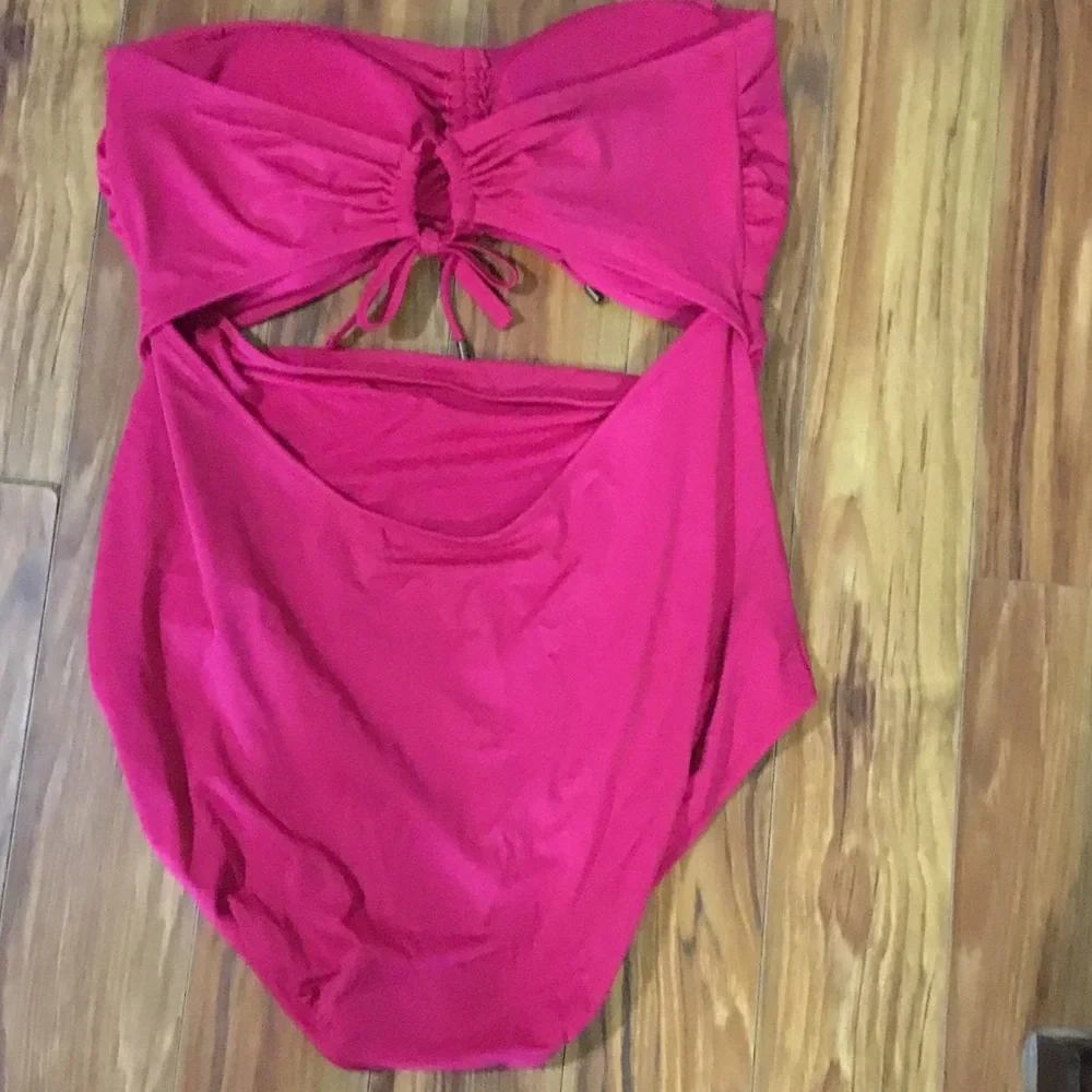 Time and Tru swimsuit, size 3X, NWOT. - Picture 6 of 8